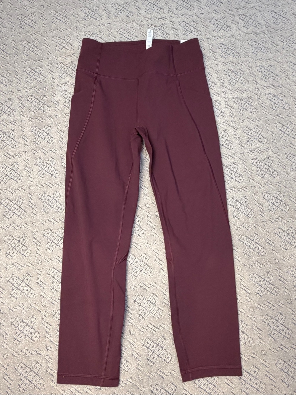 lululemon size 8